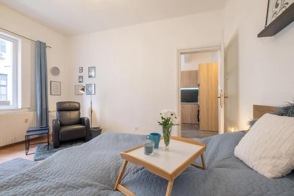 And Play - Foosball And Comfort Apartment